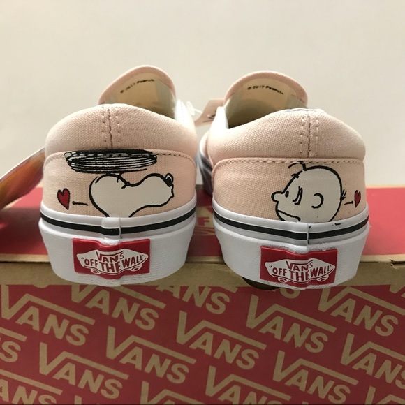 Snoopy authentic slip on vans - Picture 4 of 6